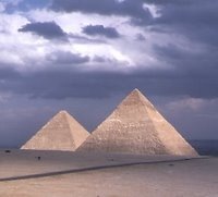 [pyramids1[11].jpg]