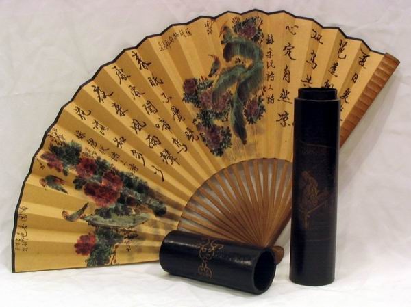 [Chinese_Hand_Fan_With_Antique_like_Box_Gift[2].jpg]