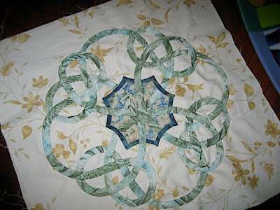 Quilt Inspiration: Knotty Celtic Knots