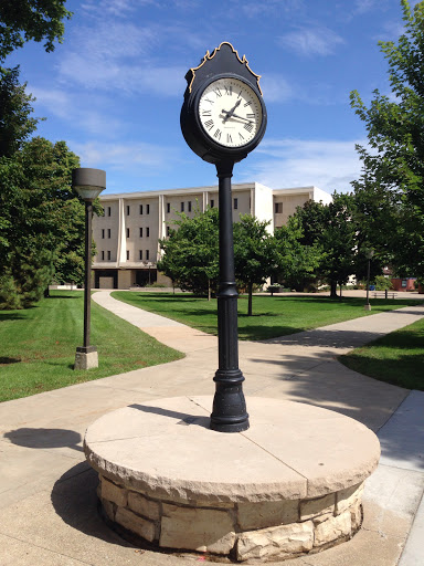 Gift of the Class of 1995 Clock