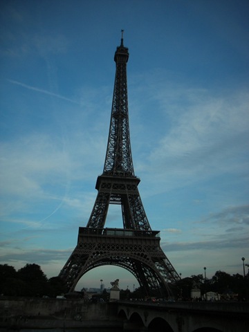 [eiffel[6].jpg]