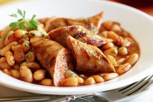 Tuscan Braised Cannellini Beans with Grilled Sausages