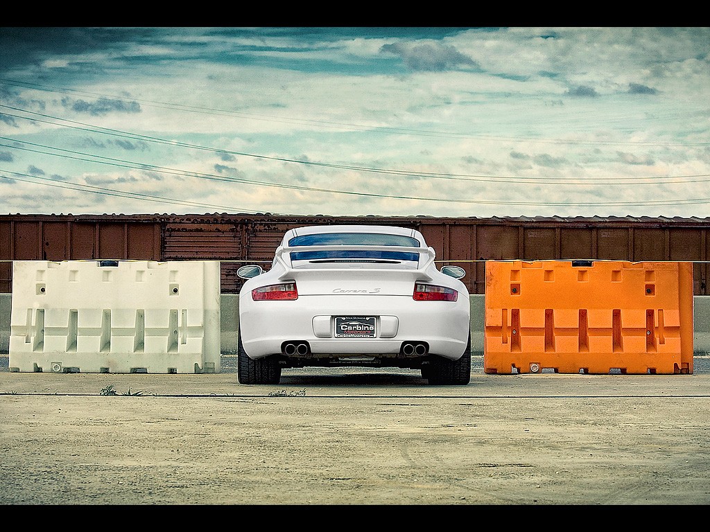 [2006_Porsche_911_Carrera_S_GT3_by_Webb_Bland_5.jpg]