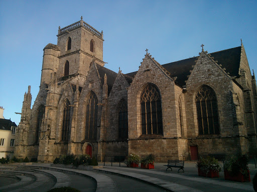Ploermel, Eglise Saint Armel