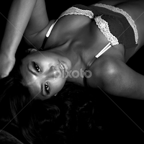 Suzy Says by Troy Phifer III - Nudes & Boudoir Boudoir