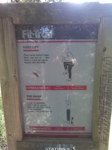 Fit Trail Station 5 Sign