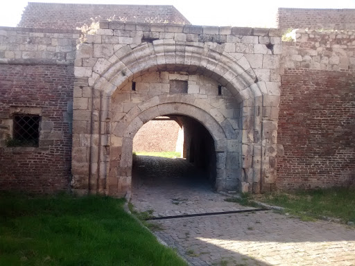 Lower Gate to Kalemegdan