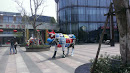 光谷软件园对面广场的花牛雕像