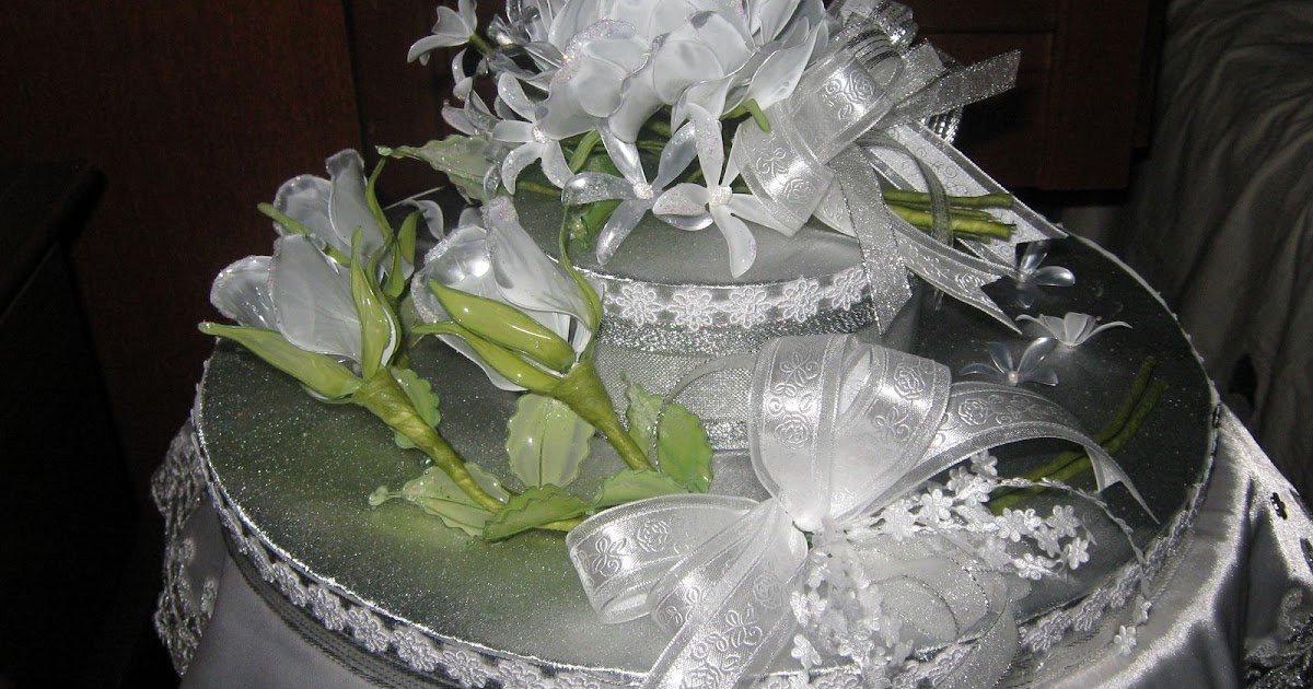 Bunga Dip Set Ros Putih Bekas Cincin Bunga Dip Set Ros Putih Bekas Cincin
