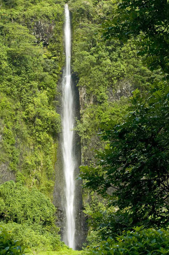 Tahitian-Waterfall-Papenoo-Valley-Tahiti - Follow the Papeno'o River all the way to the ancient abandoned Tahitian Village of Fare Hape and Lake Vaihiria.