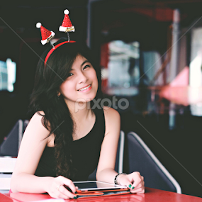 by Alan Ruindungan Latempoh - People Portraits of Women