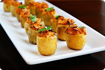 Artichoke Stuffed Baked Potato Bites