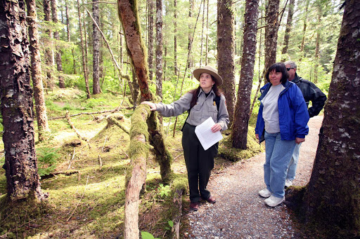 park-ranger-Glacier-Bay-National-Park - A park ranger gives visitors a briefing about a portion of Glacier Bay National Park in Alaska.