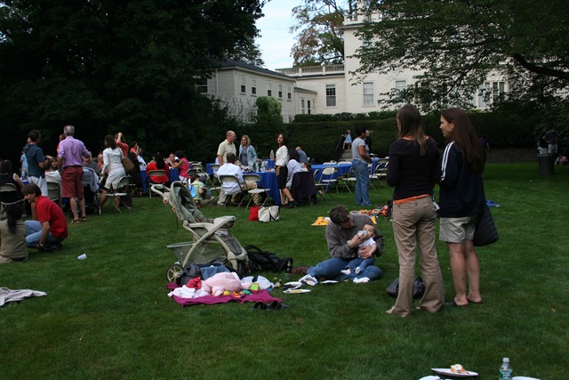 [EllenSept08_03548[3].jpg]