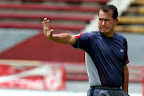 Efraín Flores entrena al equipo previo a Tecos, Apertura 2008