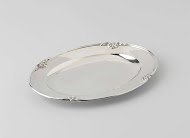 Ovale onderschotel van zilver voor sauskom