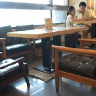 多一點咖啡館