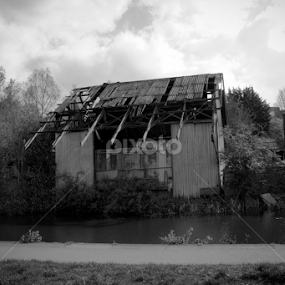 Worn Out by John Cooper - Buildings & Architecture Decaying & Abandoned