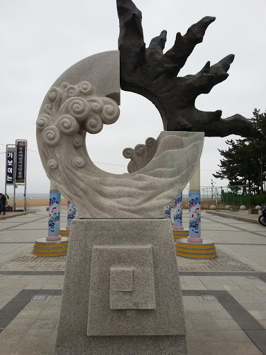 Sokcho Beach Sculpture Sea and Land
