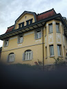 Gelbe Villa