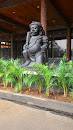 Patung Penjaga Sasono Left Side