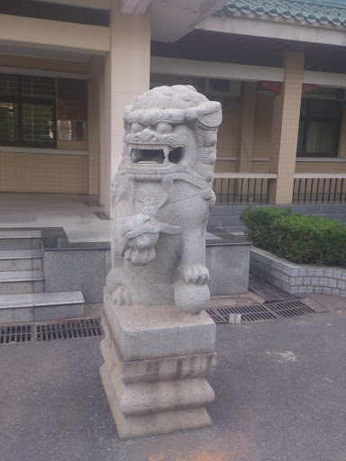 民族学博物馆前石狮