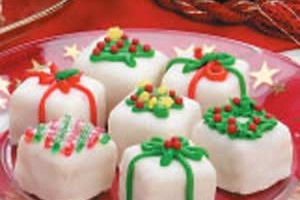 Christmas Petits Fours