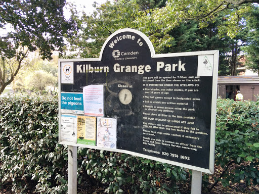 Kilburn Grange Park Hamstal Road Entrance Welcome Sign