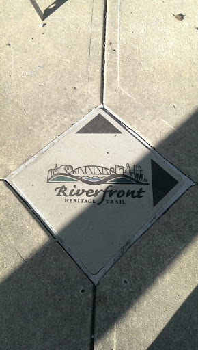 Riverfront Heritage Trail 4th St