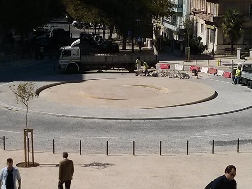 Balance Roundabout