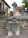 Croix En Pierre