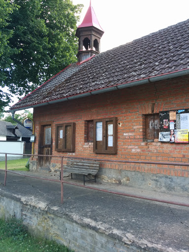 Tytry - Bus Stop Chapel