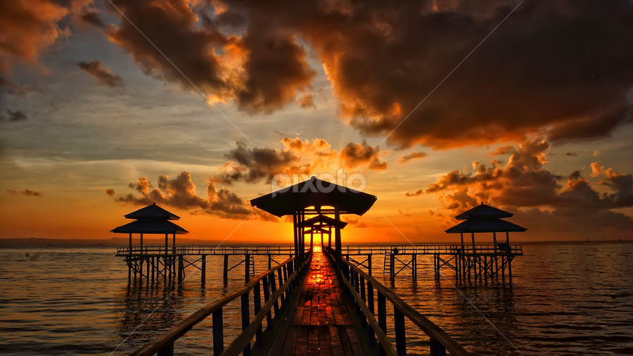 Morning Silhouet by Roy Ardy - Landscapes Sunsets & Sunrises