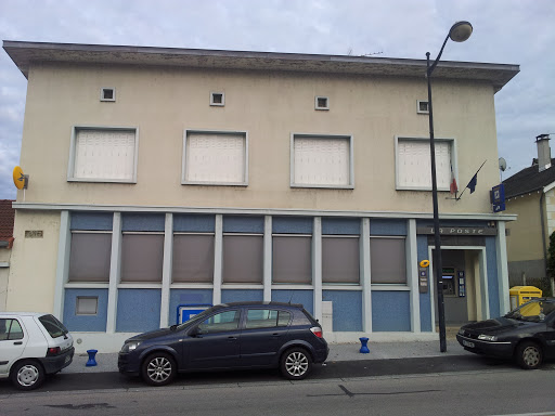 Bureau de Poste du Palais / Vienne