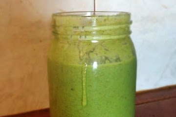 Peachy Green Smoothie
