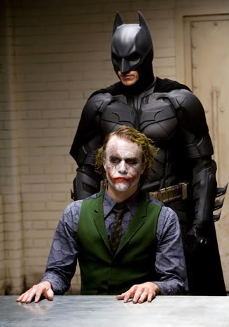 [thedarkknight_43[2].jpg]