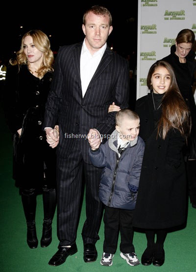 Madonna,  Guy Ritchie, son Rocco and daughter Lourdes photo