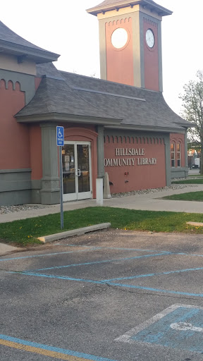 Hillsdale Community Library