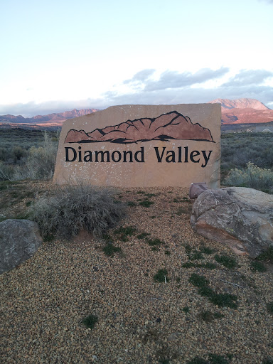 Diamond Valley Entrance