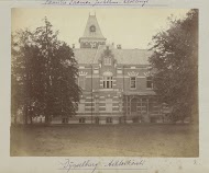 Achterkant van landhuis Dijnselburg