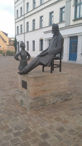 Nietzsche-Denkmal, Am Holzmark