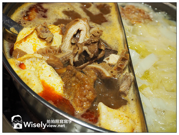 辣中間(信義總店)＠麻辣鴛鴦吃到飽，價位內容還算不錯