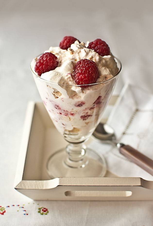 Raspberry Eton Mess | Heavy Cream Baking Recipe | Yummly