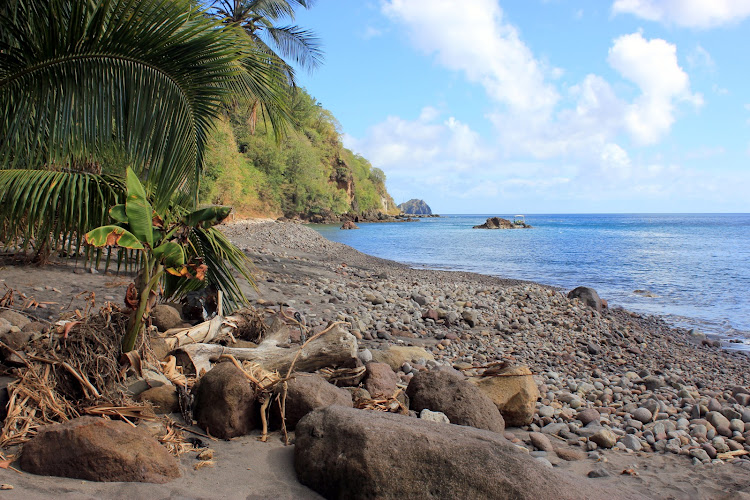 Champagne Beach, a great area for snorkeling or diving in Dominica.