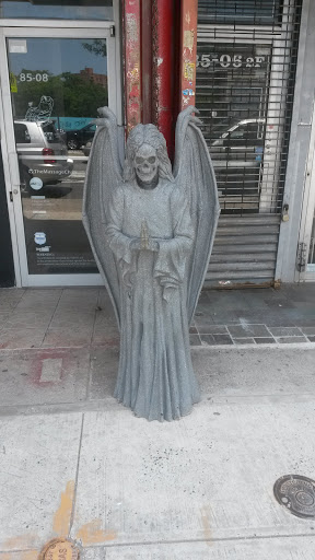 Magic and Fun Shop Angel of Death Statue