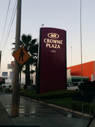 Banderas Crowne Plaza