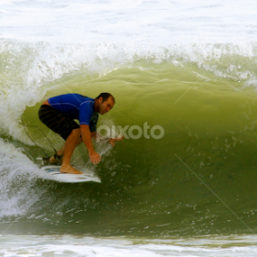 by Yuriko David - Sports & Fitness Surfing