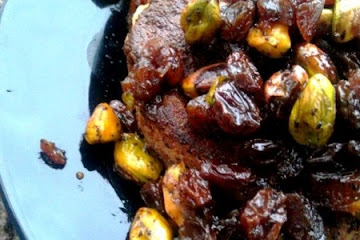 Paleo Chai Spiced Fruit Pork Chops