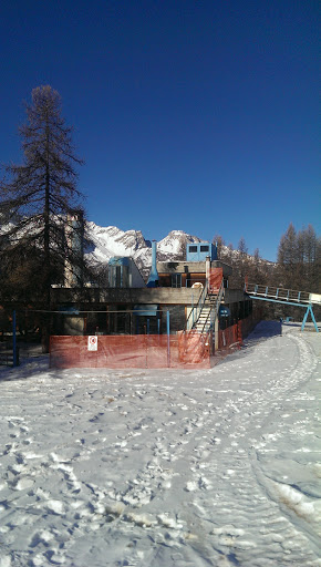 Ski-Lodge 