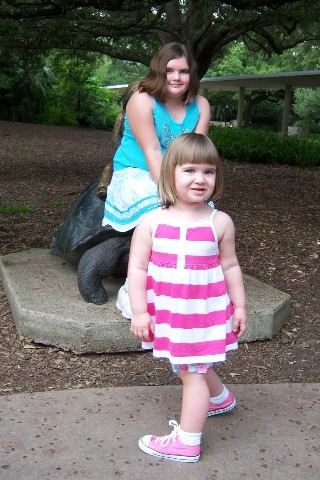 [zoe sadie kim zoo[2].jpg]